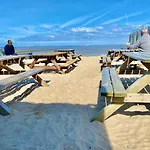 Seepark Reetdachhaus 3