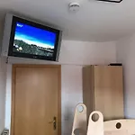 Seepark Reetdachhaus 3 * Burhave