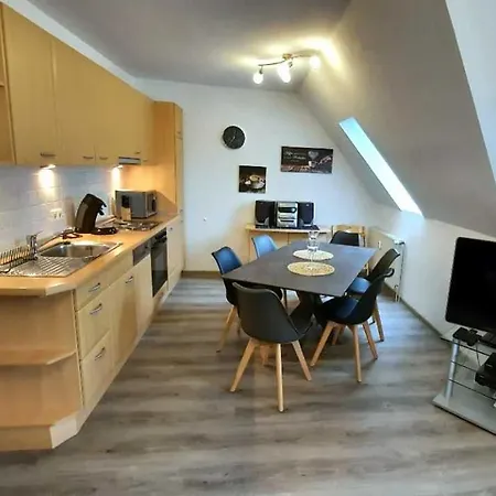 Seepark Reetdachhaus 3
