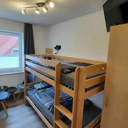 Seepark Reetdachhaus 3 * Burhave